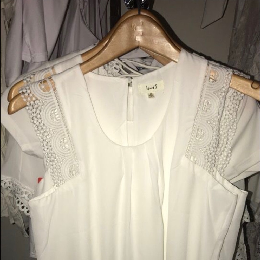 Sleeveless Top
